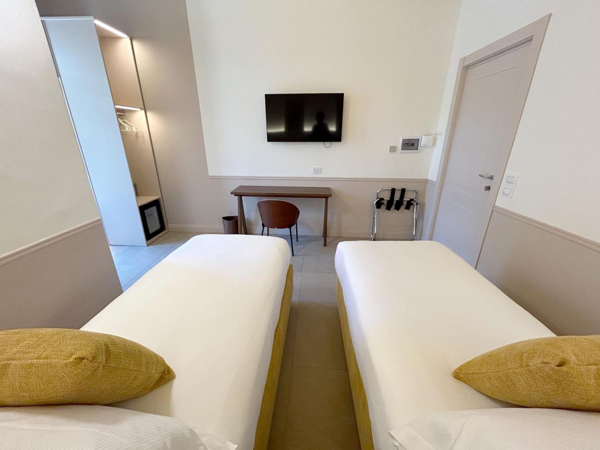Astom Suites Rom Exterior foto
